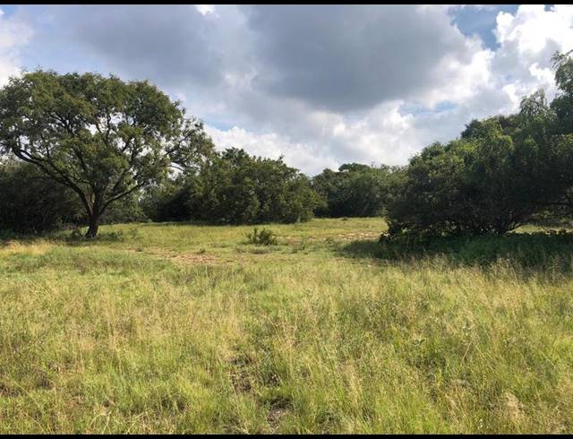 LAND FOR SALE IN WATERLAKE FARM LIFESTYLE ESTATE